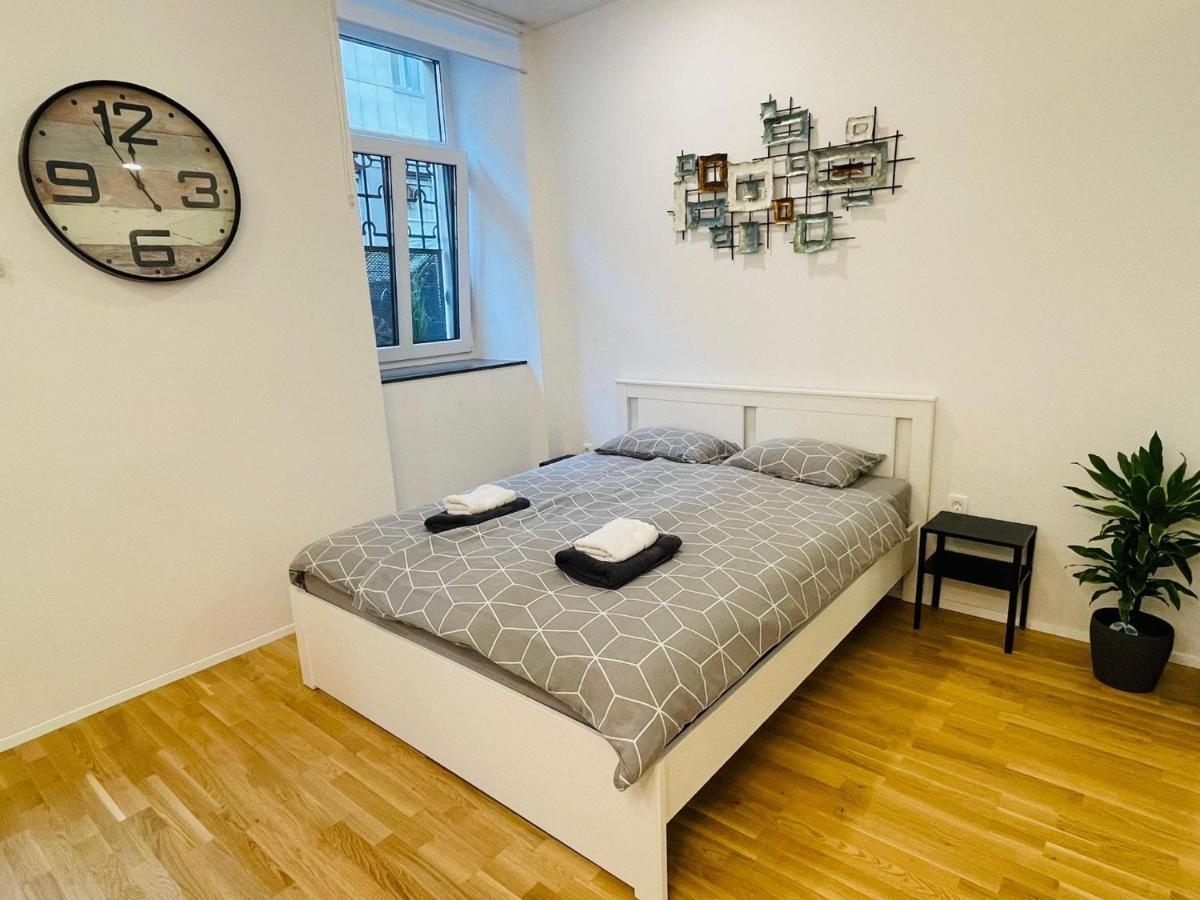 Loni'S Place Apartments Ljubljana Ngoại thất bức ảnh